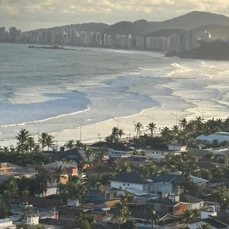 Maravilhoso Apartamento Vista Mar Enseada Гуаружа Экстерьер фото