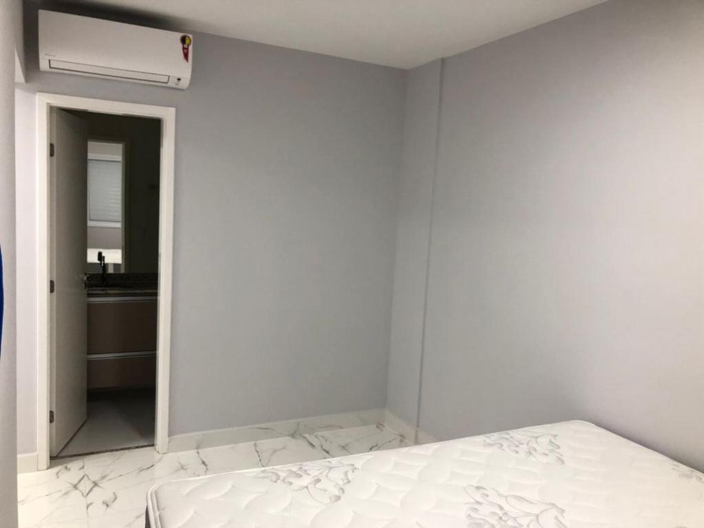 Maravilhoso Apartamento Vista Mar Enseada Гуаружа Экстерьер фото